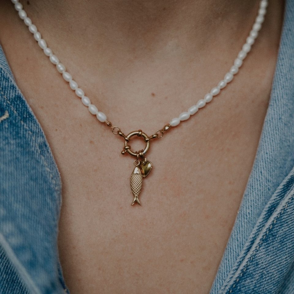 collier cassis les pomponnettes
